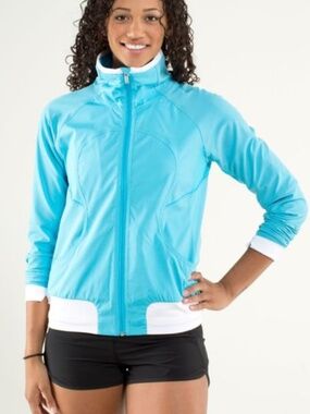 LULULEMON Run Track Attack Jacket Blue White Windbreaker Size 6